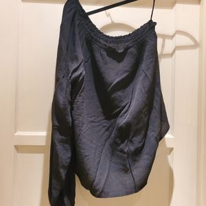 Woman one shoulder top